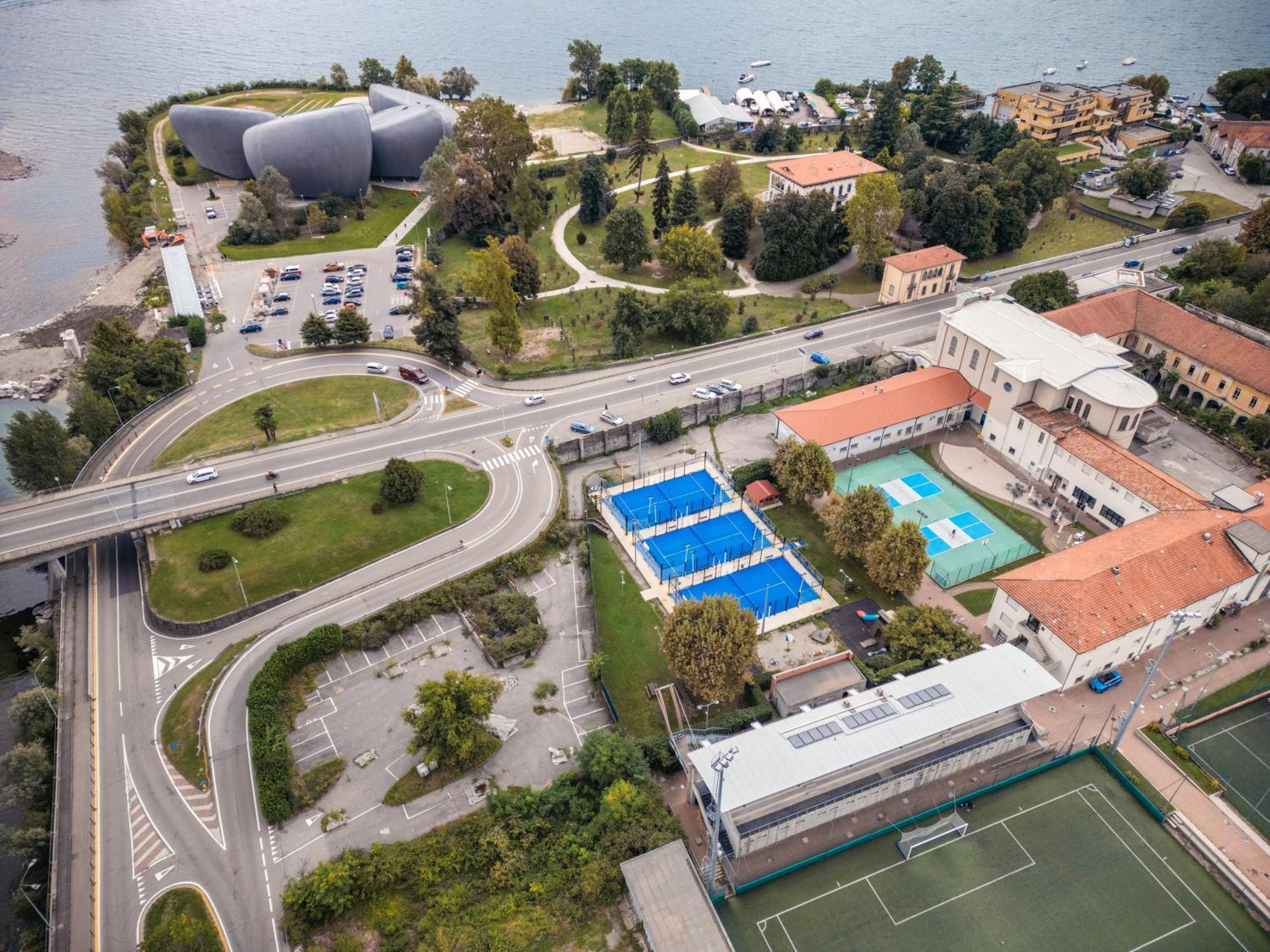 Al Centro Bed and Breakfast Verbania Exteriör bild